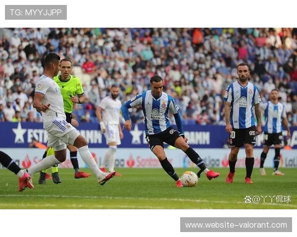 瓦伦西亚对阵马略卡，保级关键战一触即发