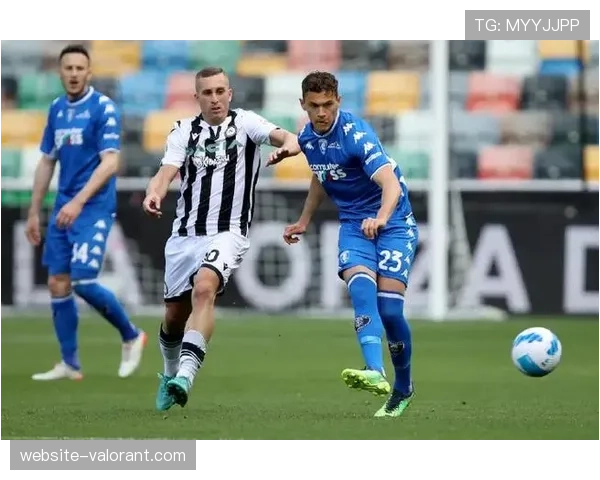 快讯:乌迪内斯连入两球 2-1逆转恩波利成功保级 快讯:乌迪内斯连入两球 2-1逆转恩波利成功保级